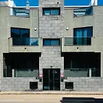 Atlantic 4, Terrace, And Solarium Apartman